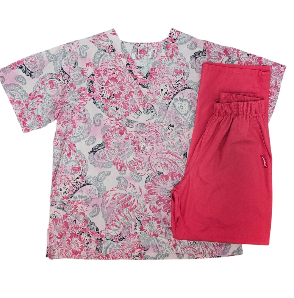 Scrub set